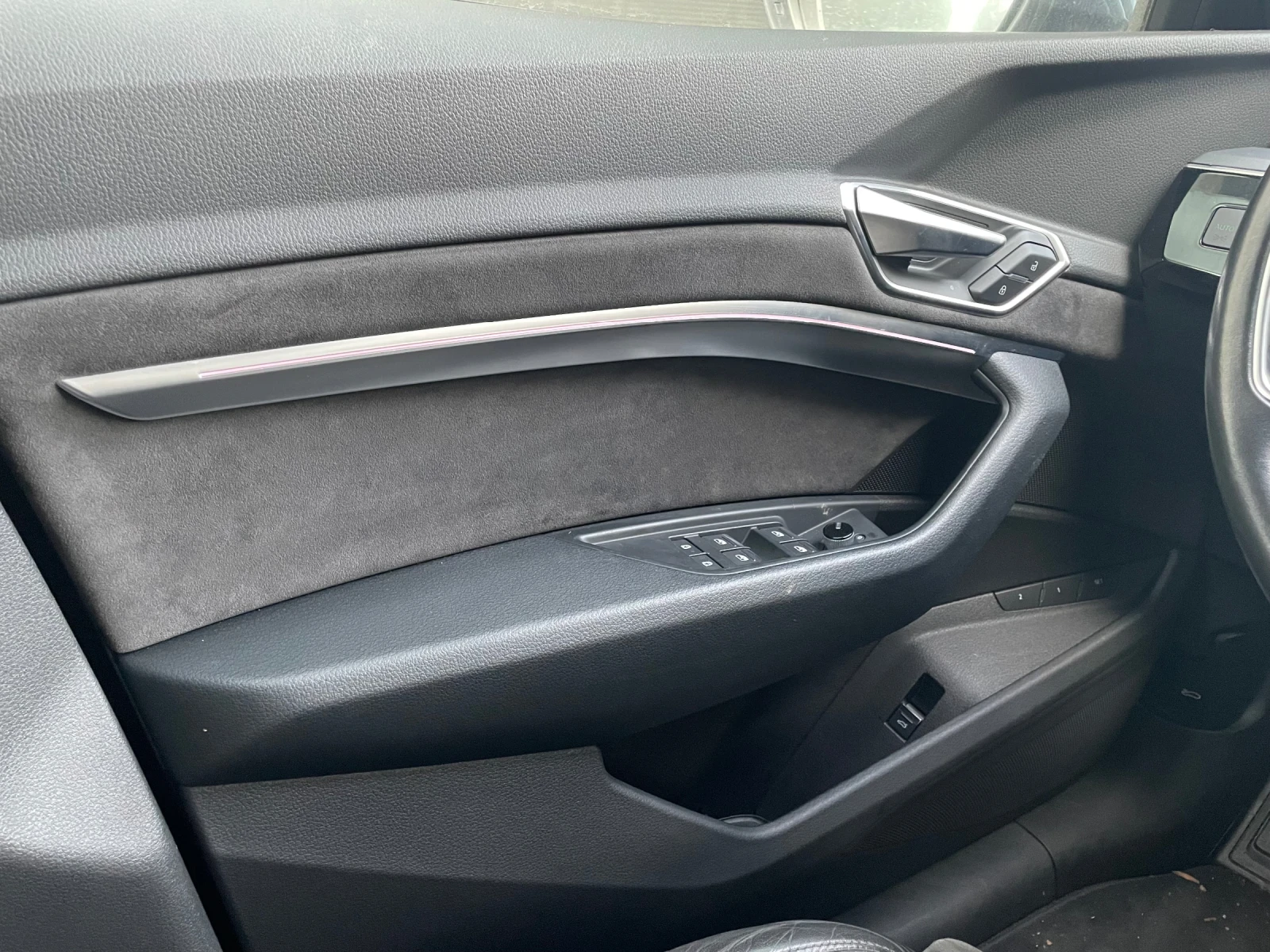 Audi E-Tron S line 50 Гаранция Коледна Цена - изображение 8