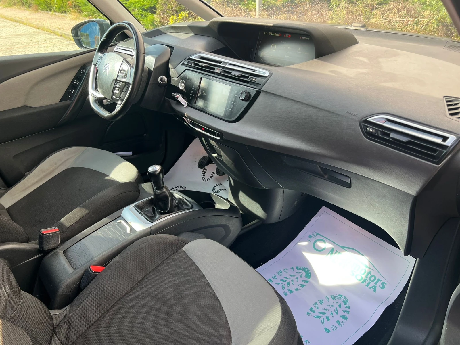Citroen Grand C4 Picasso 2.0HDI Лизинг през Уникредит по 290 лева на месец | Mobile.bg — изображение 11