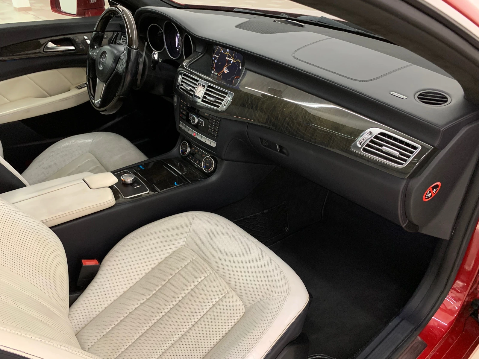 Mercedes-Benz CLS 350 AMG 4-Matic #DESIGNO#OBDUH#harman#ALCANTAR#CAM#DIS - изображение 10
