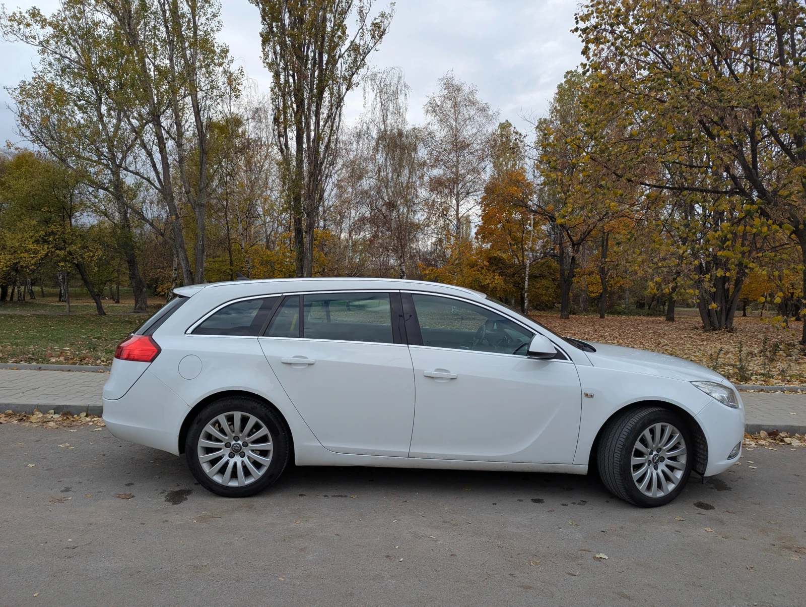 Opel Insignia  - изображение 2