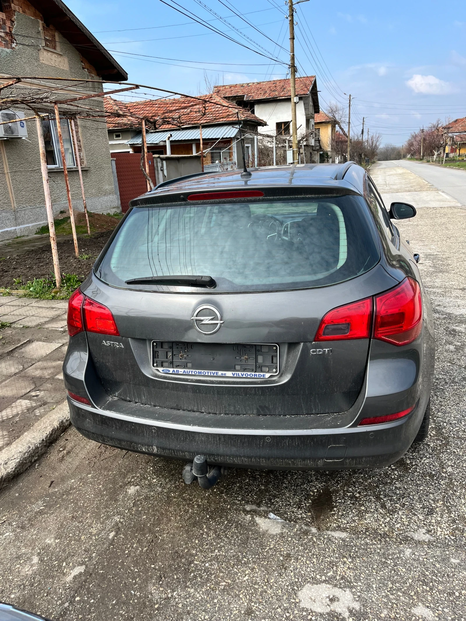 Opel Astra 1.7CDTI 110ps 2011g , снимка 5 - Автомобили и джипове - 53966546