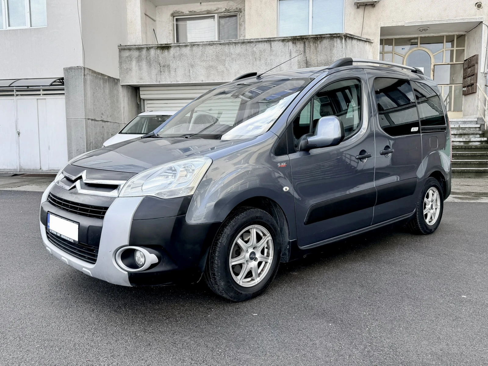 Citroen Berlingo 1.6 D - XTR - 109кс., снимка 3 - Автомобили и джипове - 53977545