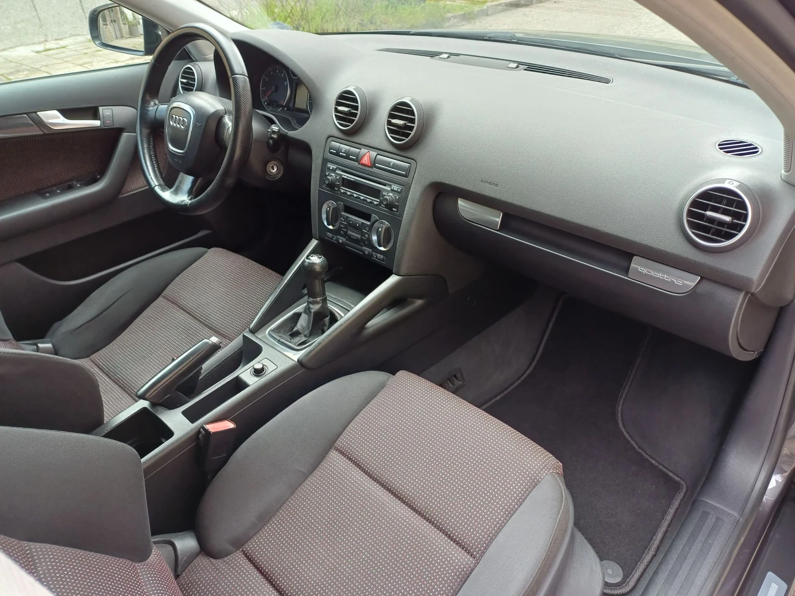 Audi A3 2.0Т Quattro, снимка 8 - Автомобили и джипове - 54041956