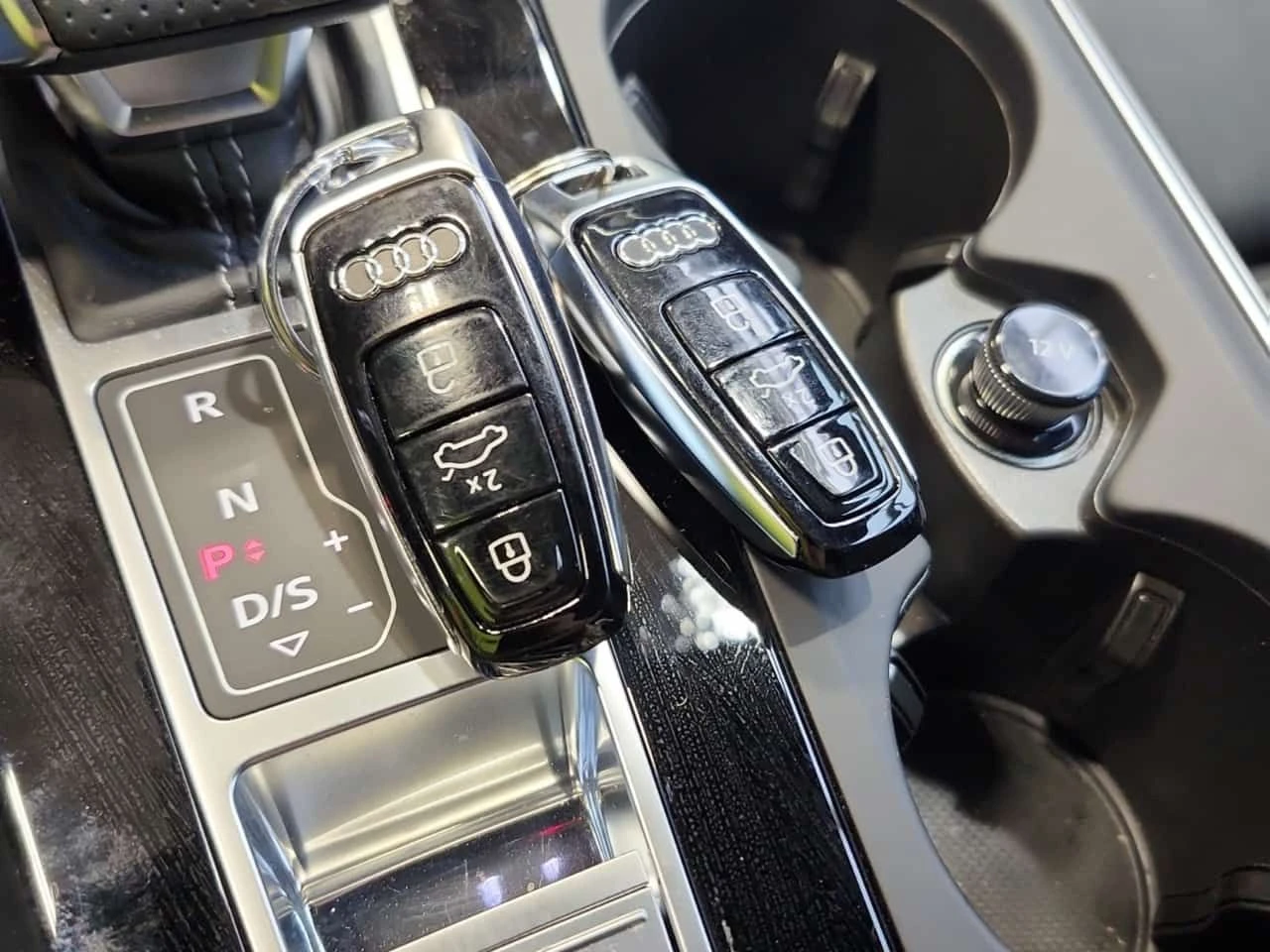 Audi Rs6 * AVANT* PERFORMANCE* ОБДУХВАНЕ* ПОДГРЕВ* , снимка 8 - Автомобили и джипове - 54043801