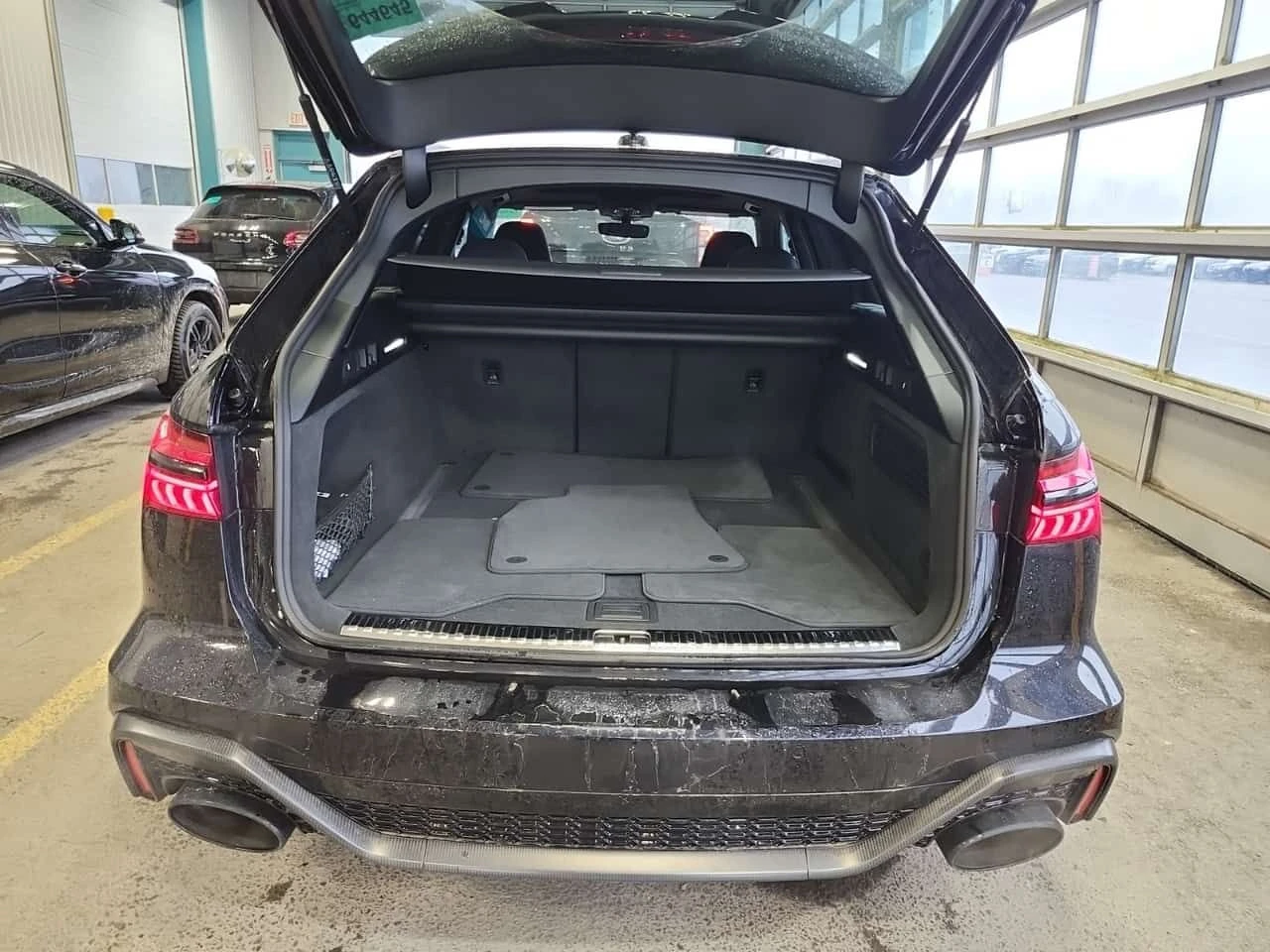 Audi Rs6 * AVANT* PERFORMANCE* ОБДУХВАНЕ* ПОДГРЕВ* , снимка 14 - Автомобили и джипове - 54043801