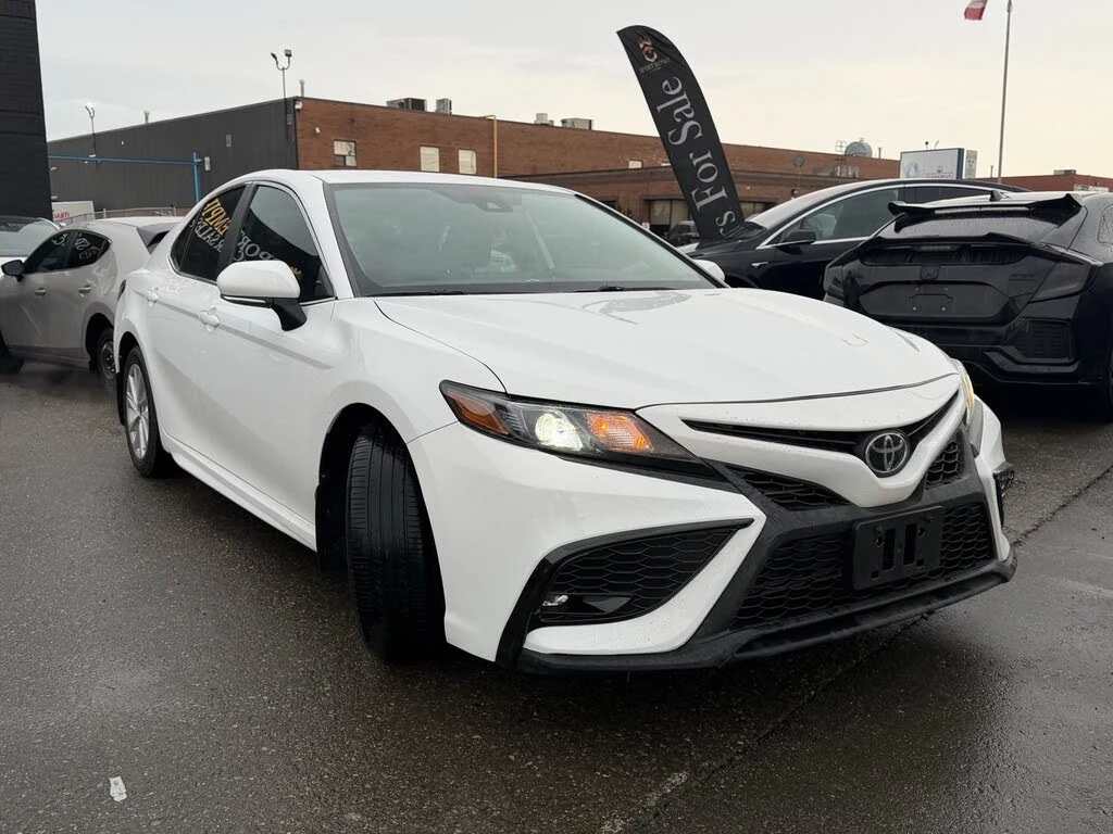 Toyota Camry SE* AWD* АвтоКредит* (ЦЕНА ДО БГ), снимка 3 - Автомобили и джипове - 54070280