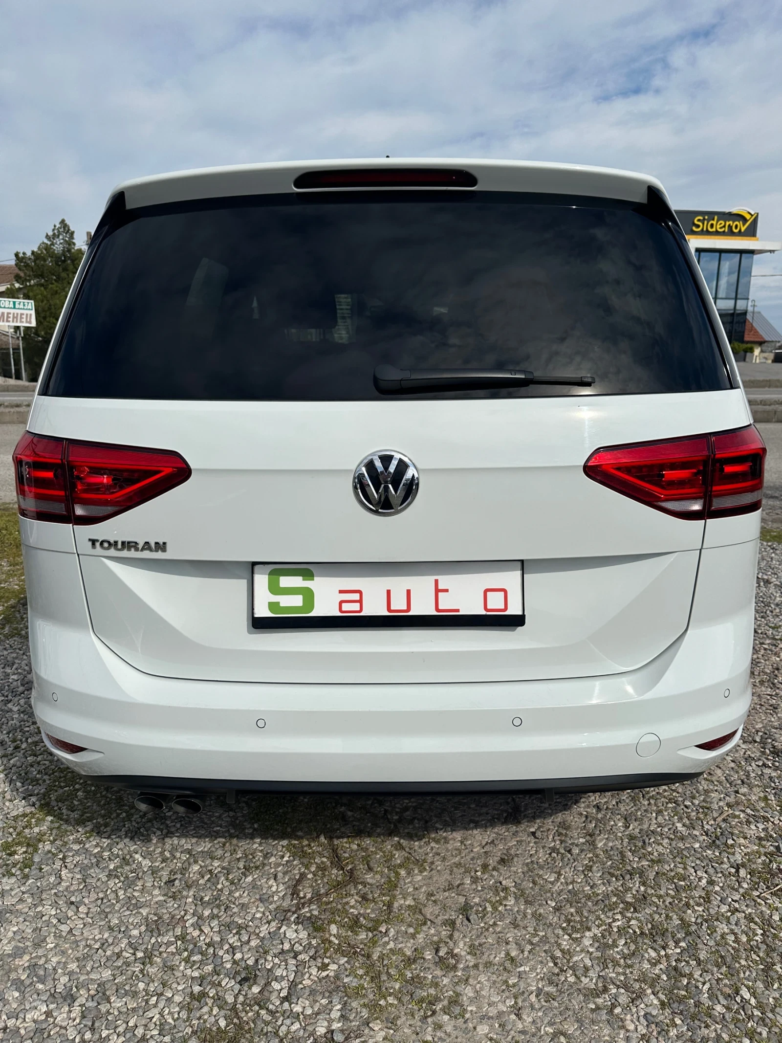VW Touran 2.0TDI, снимка 4 - Автомобили и джипове - 54125955