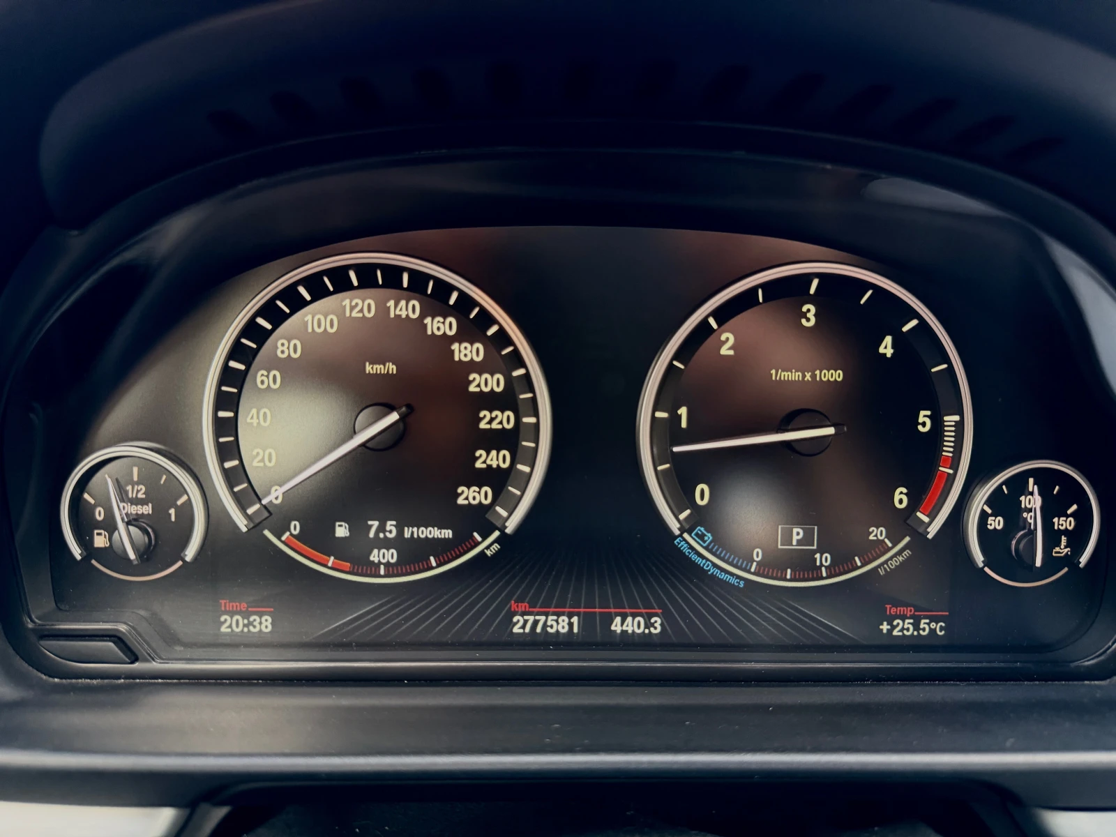BMW 530 F11 Facelift, снимка 10 - Автомобили и джипове - 55103959