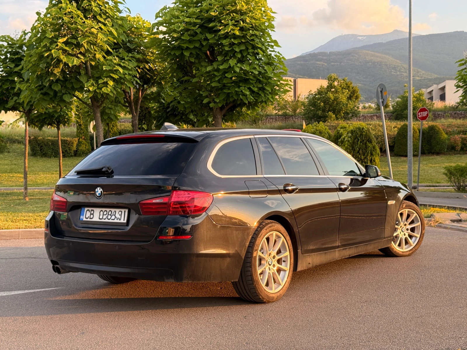BMW 530 F11 Facelift, снимка 5 - Автомобили и джипове - 55103959