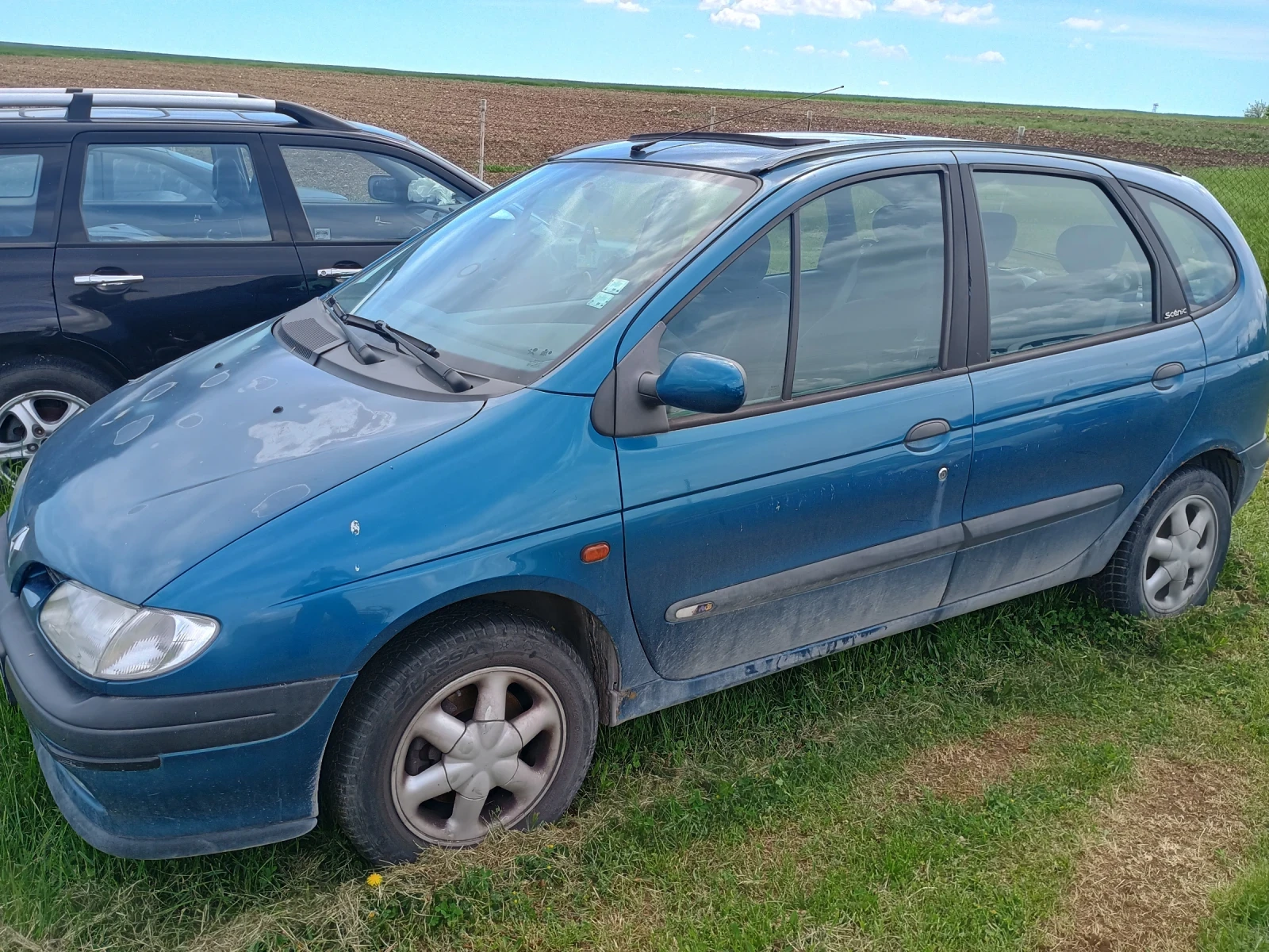 Renault Scenic, снимка 3 - Автомобили и джипове - 55134295