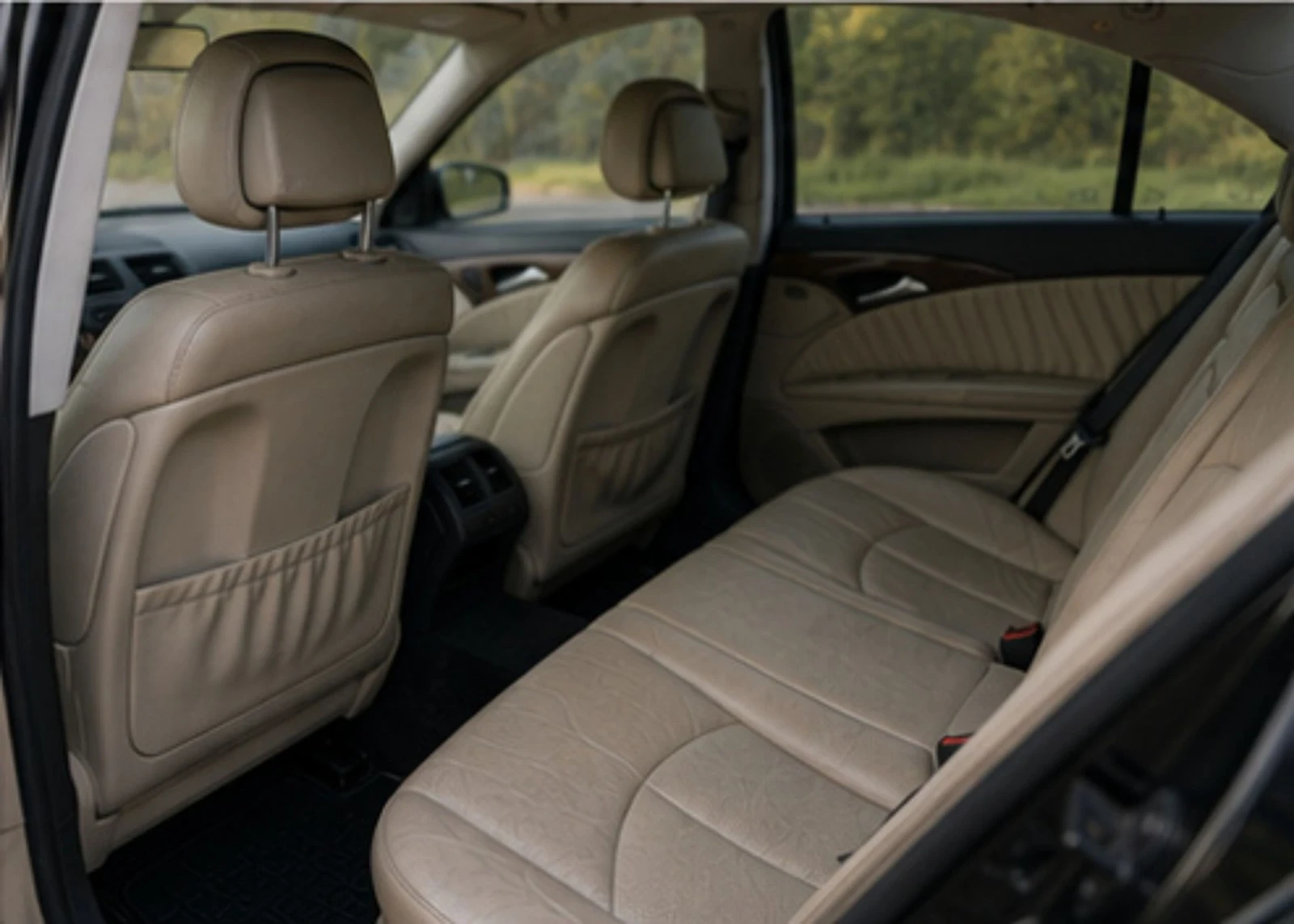 Mercedes-Benz E 200 CDI, снимка 5 - Автомобили и джипове - 55412925