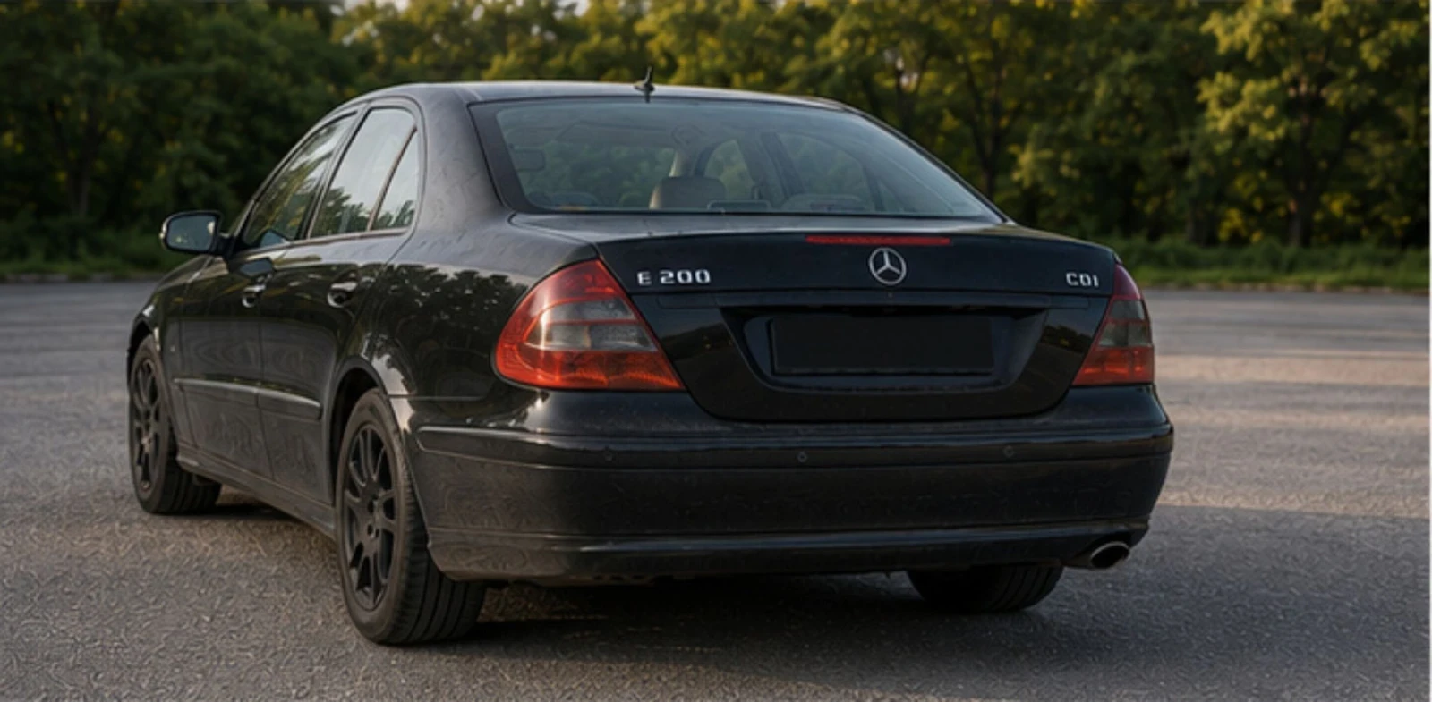 Mercedes-Benz E 200 CDI, снимка 3 - Автомобили и джипове - 55412925