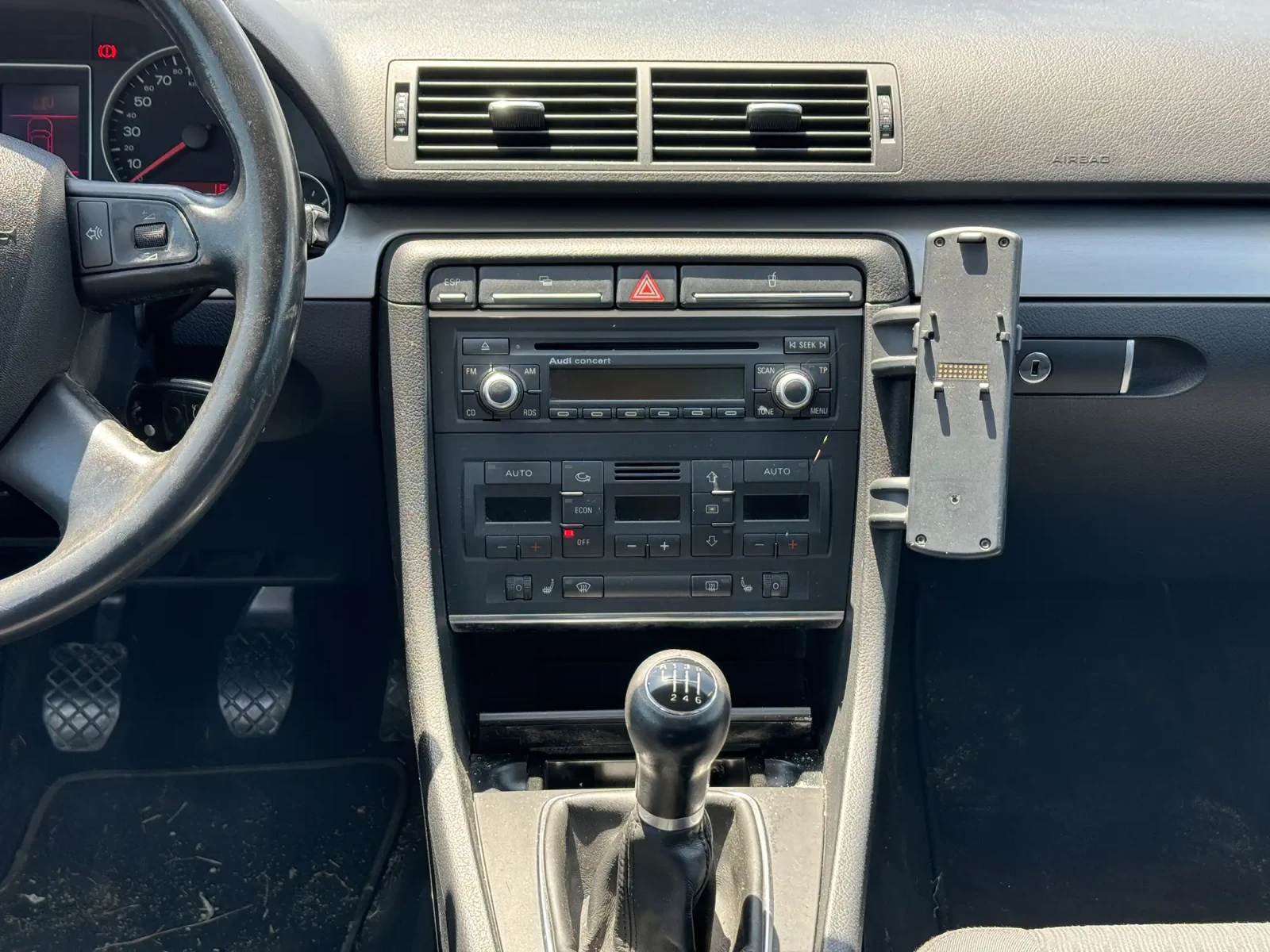 Audi A4 2.7 TDI, снимка 14 - Автомобили и джипове - 55429743