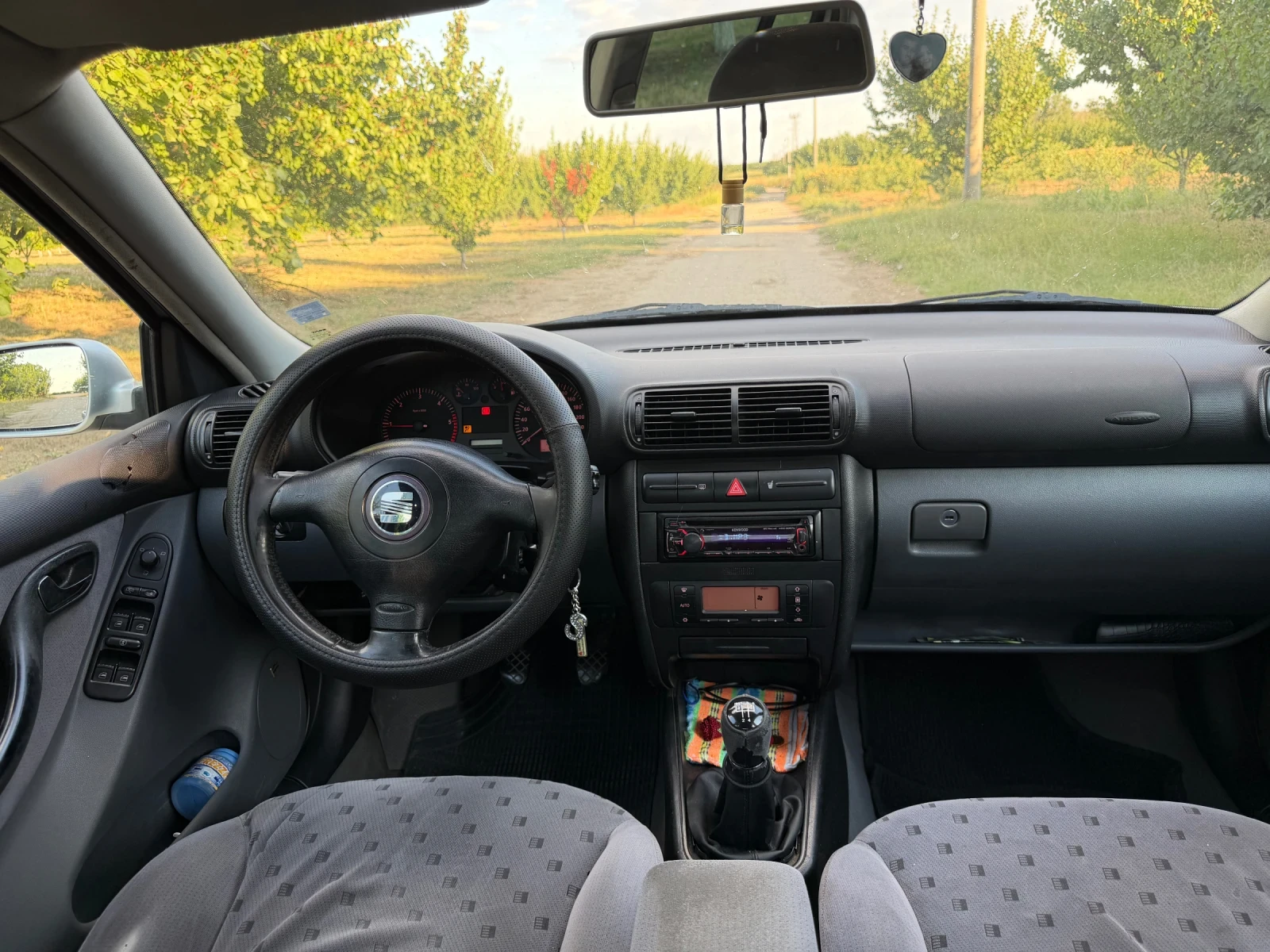 Seat Toledo, снимка 11 - Автомобили и джипове - 55667838