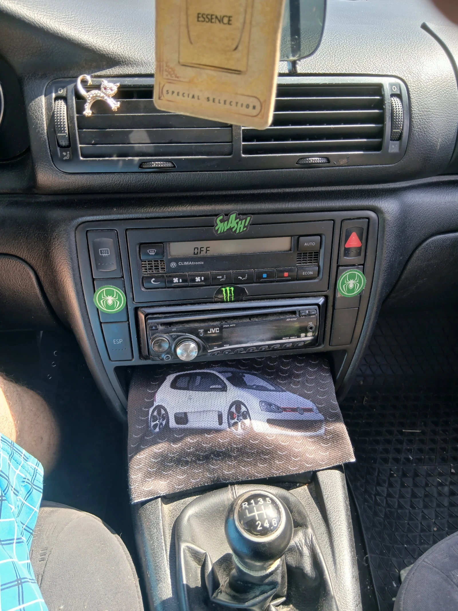 VW Passat, снимка 2 - Автомобили и джипове - 55801171