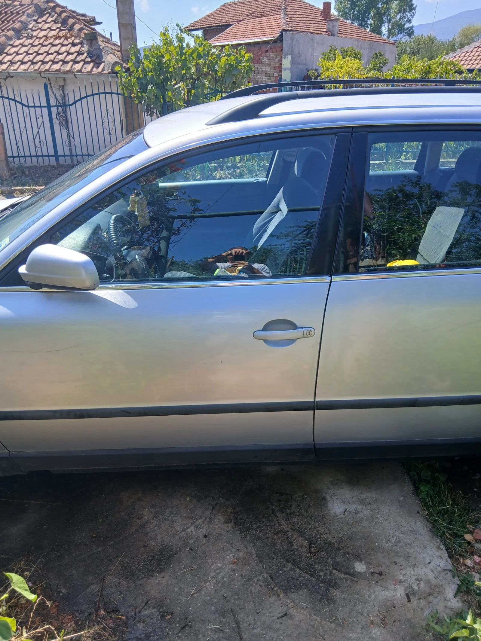 VW Passat, снимка 3 - Автомобили и джипове - 55801171