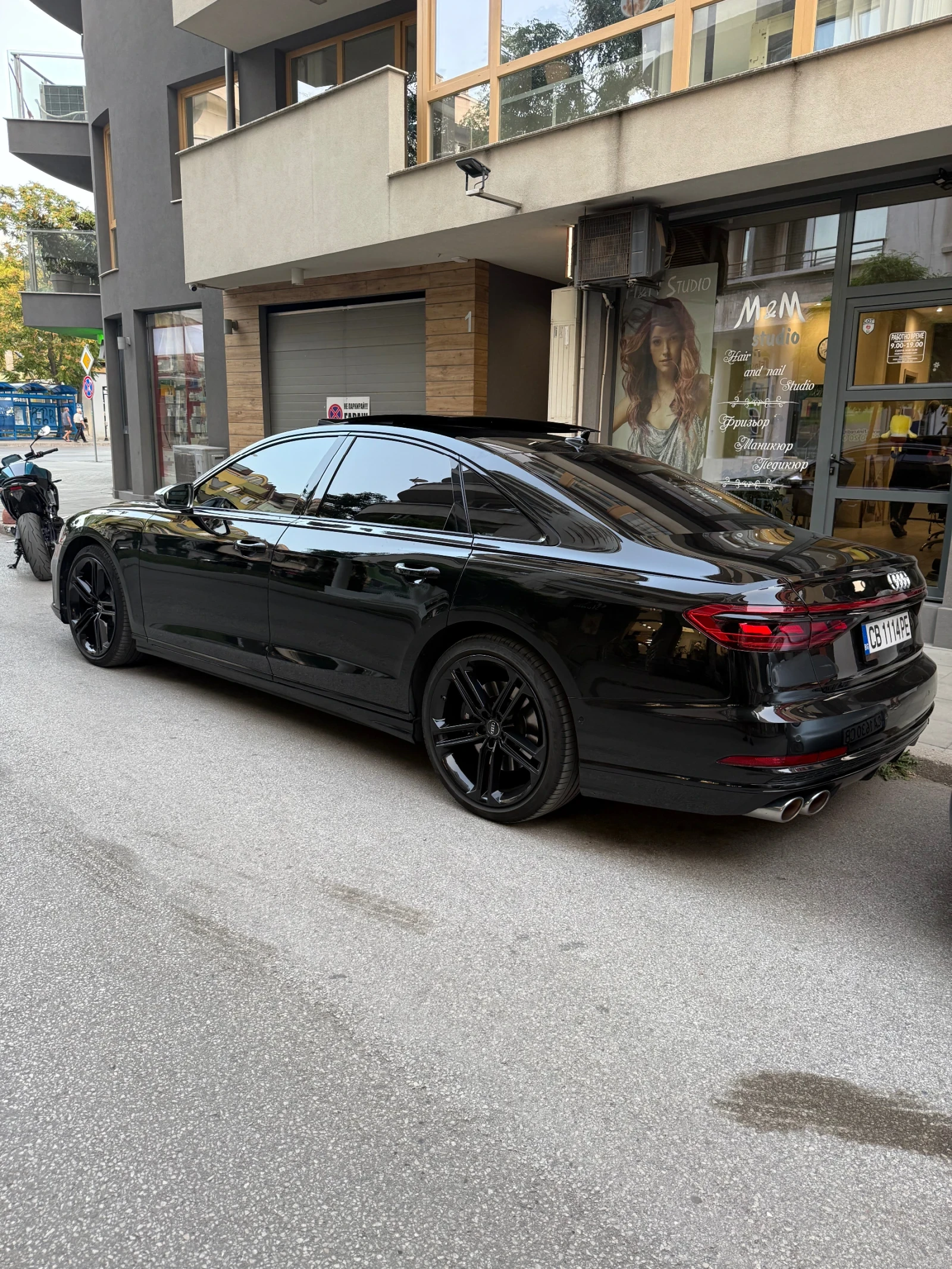 Audi S8, снимка 2 - Автомобили и джипове - 55953687