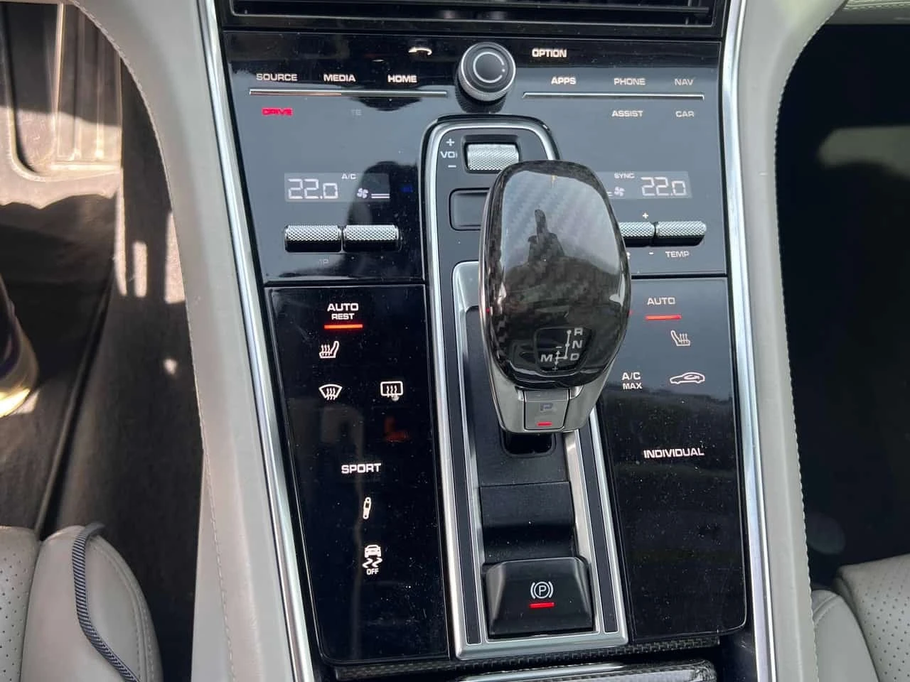Porsche Panamera * 4S * CARFAX * БЕЗ ПЪРВОНАЧАЛНА ВНОСКА, снимка 10 - Автомобили и джипове - 56168800