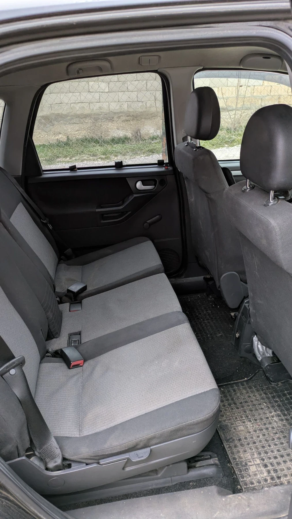 Opel Meriva 1.6, снимка 4 - Автомобили и джипове - 56545343