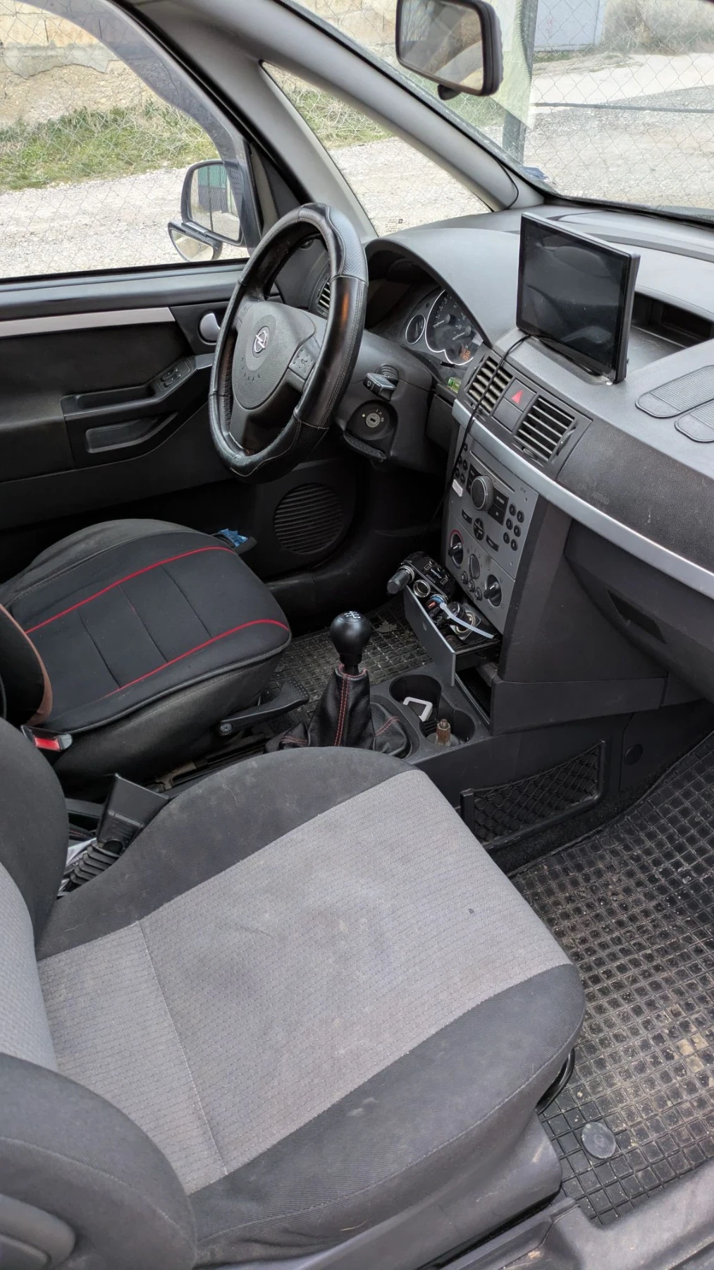 Opel Meriva 1.6, снимка 5 - Автомобили и джипове - 56545343