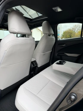 Lexus UX 250h 4x4 Luxury Premium - 49900 лв. / 25513.46 € - 96597328 8