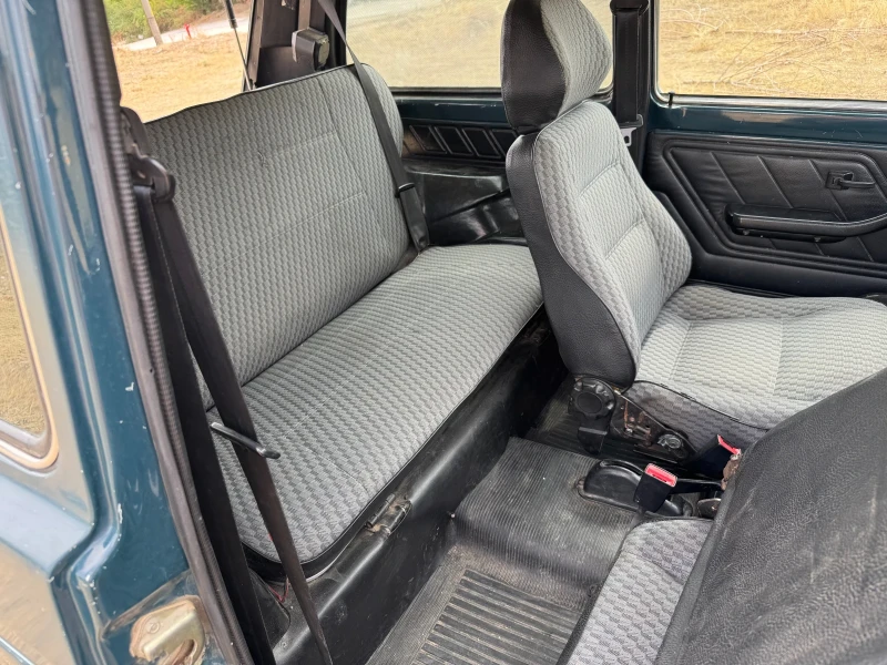 Lada Niva, снимка 7 - Автомобили и джипове - 51497370