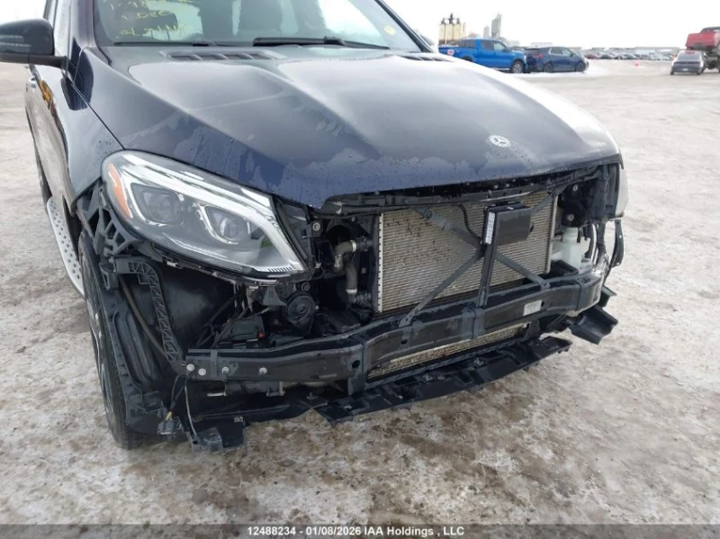 Mercedes-Benz GLE 43 AMG 4MATIC* ПОДГРЕВ* PANO* 360, снимка 4 - Автомобили и джипове - 53133881