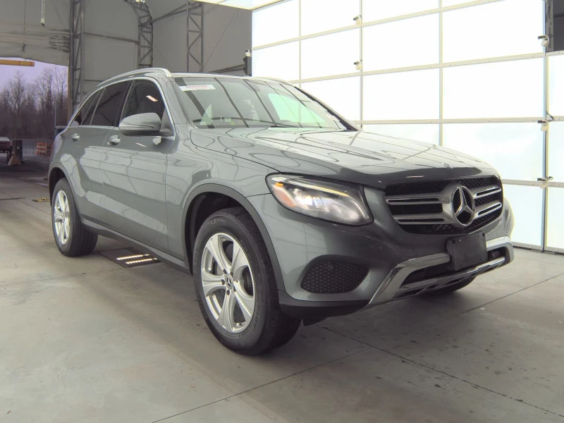 Mercedes-Benz GLC 300 BURMESTER* МЪРТВА* ТОЧКА* ПАНОРАМА* КАМЕРА* КЕЙЛЕС, снимка 3 - Автомобили и джипове - 53276902