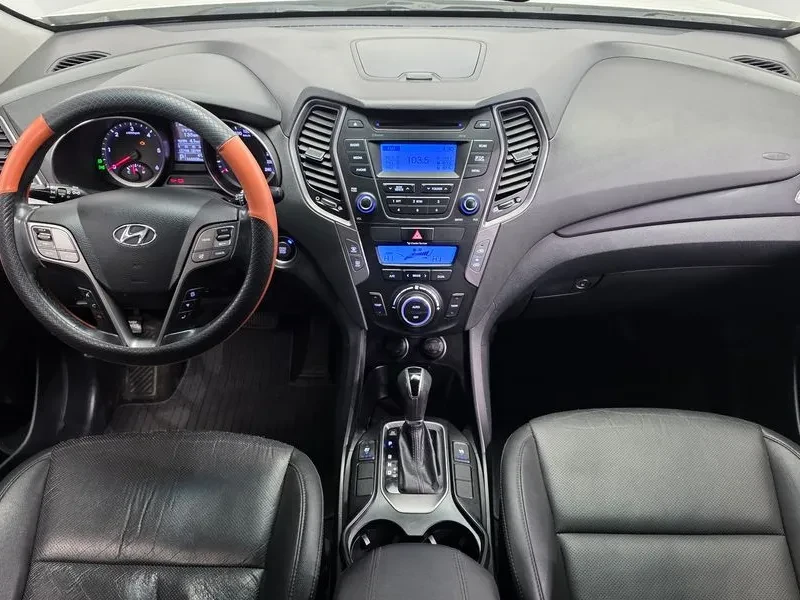 Hyundai Santa fe 2.0, снимка 7 - Автомобили и джипове - 54872211