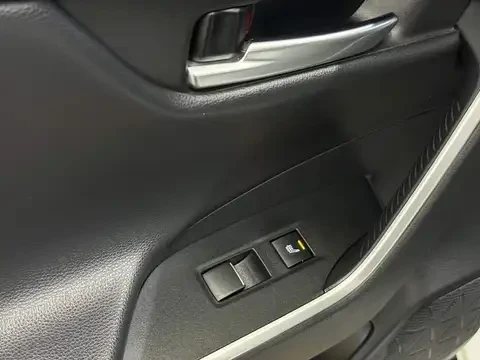 Toyota Rav4 Hybrid Limited * 360 * Обдухване * JBL * 4x4 * , снимка 17 - Автомобили и джипове - 55987838