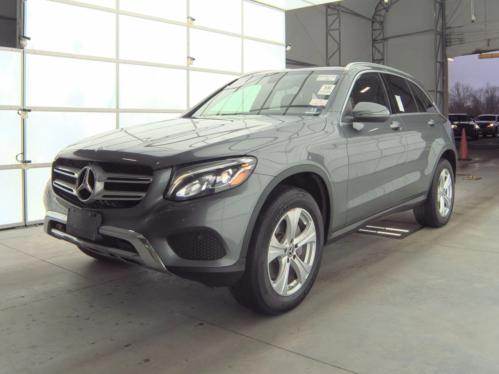 Mercedes-Benz GLC 300 BURMESTER* МЪРТВА* ТОЧКА* ПАНОРАМА* КАМЕРА* КЕЙЛЕС, снимка 1