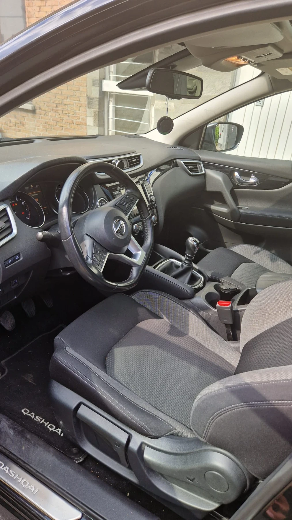 Nissan Qashqai 1.3 , benzine  - изображение 5