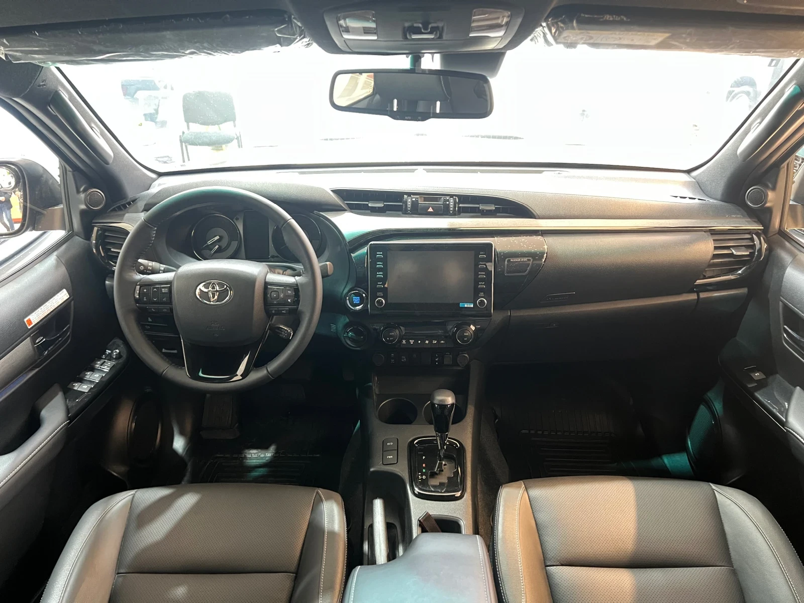 Toyota Hilux INVINCIBLE N1 | Mobile.bg   11