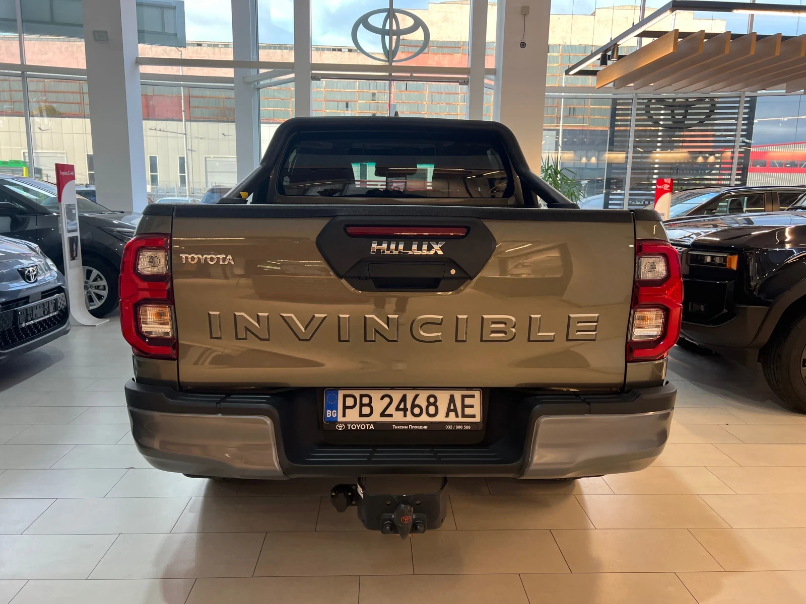 Toyota Hilux INVINCIBLE N1 - изображение 3