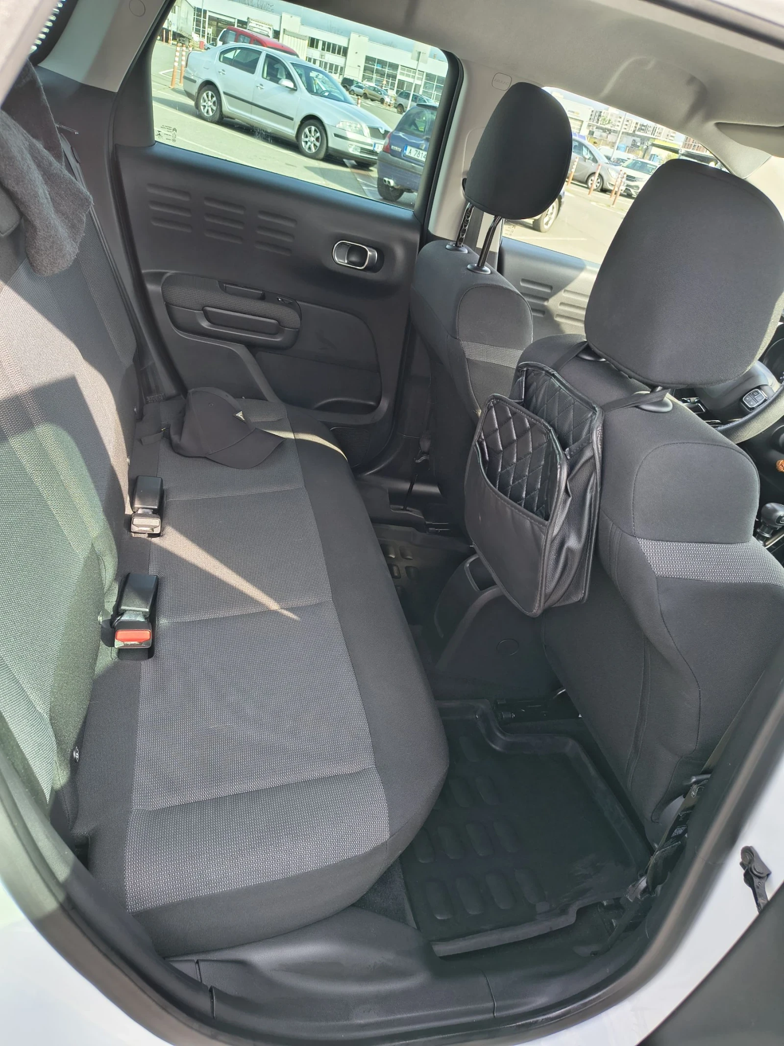 Citroen C3 Aircross, снимка 15 - Автомобили и джипове - 54192761