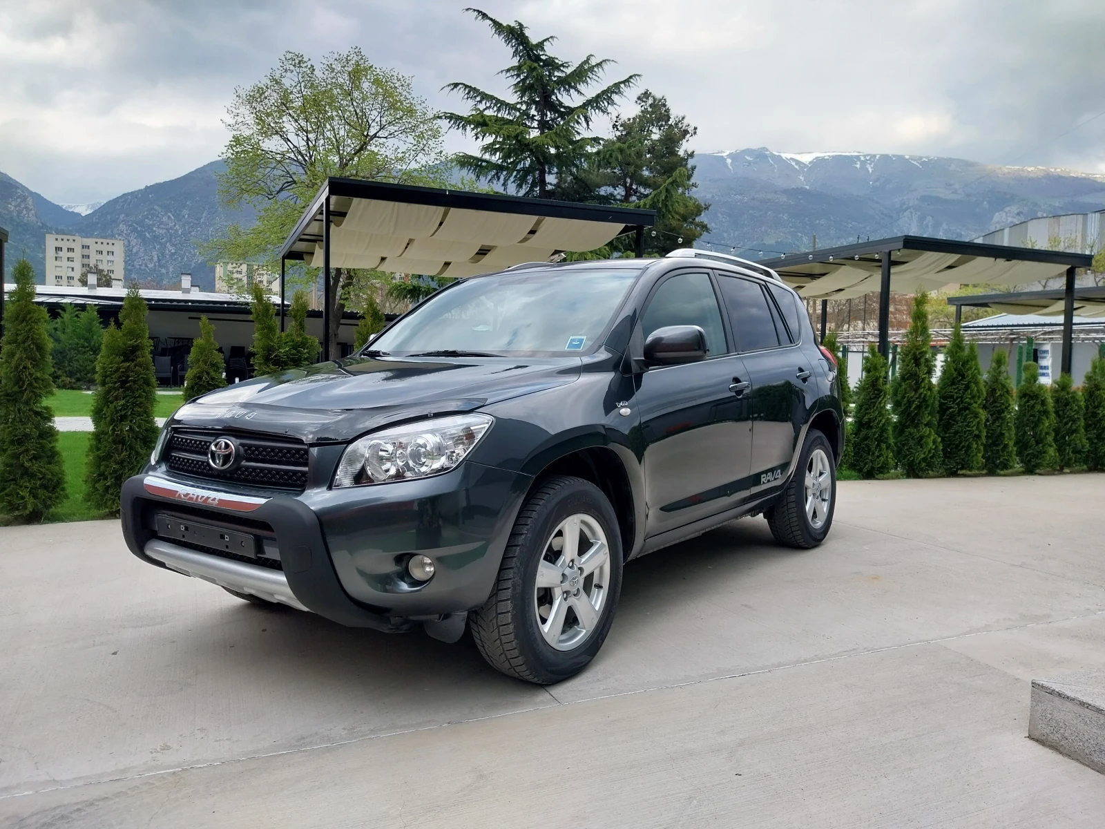 Toyota Rav4 2.2 D4D 136ks/4x4/НАВИ/TOP/, снимка 17 - Автомобили и джипове - 54394966
