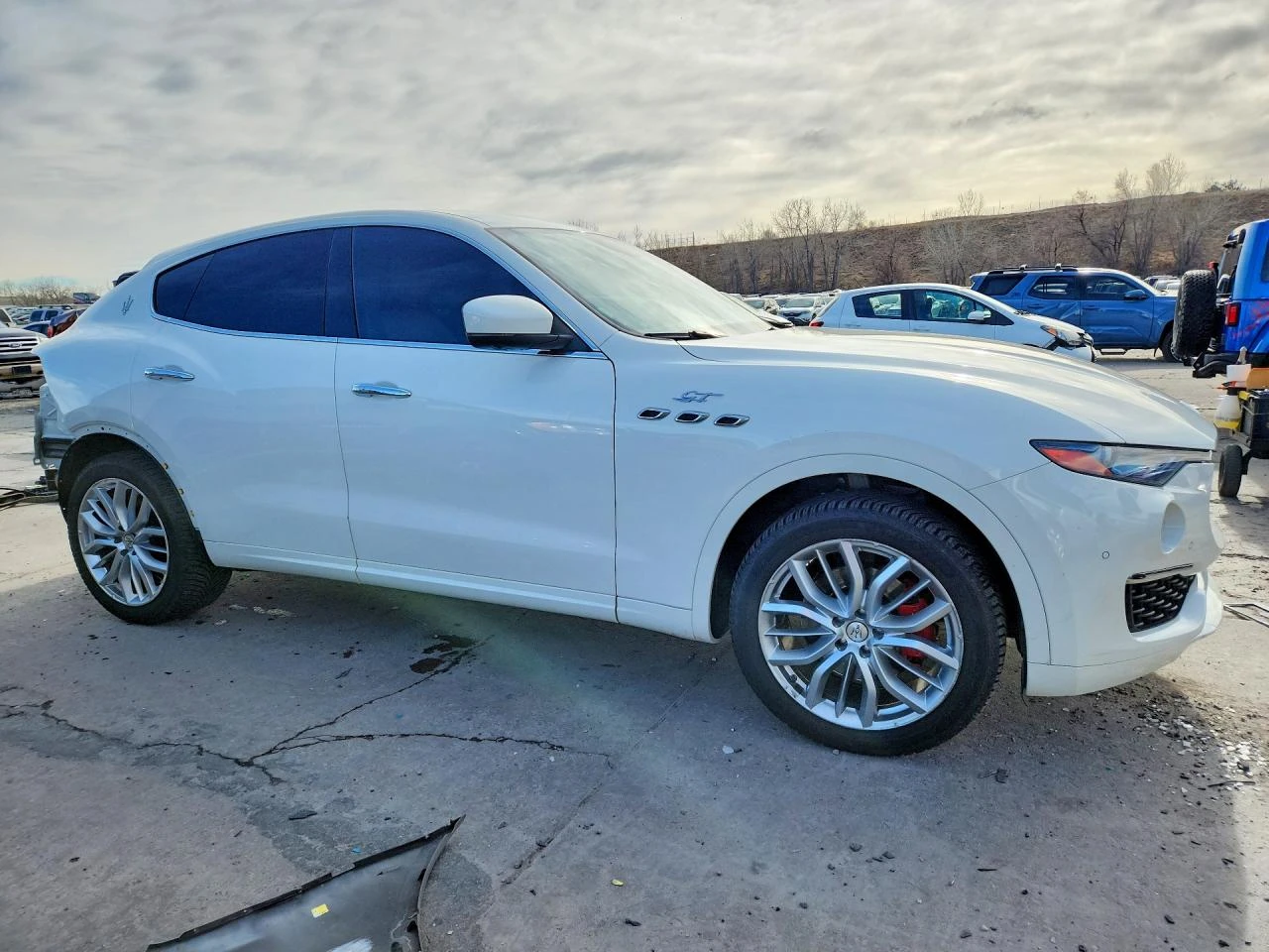 Maserati Levante 3.0l Base GT* CARFAX* РЕАЛНИ КИЛОМЕТРИ* , снимка 4 - Автомобили и джипове - 54583240