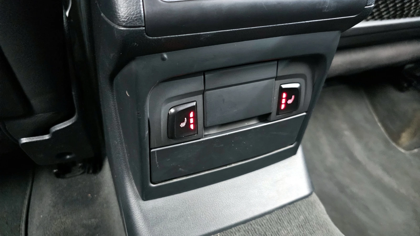 Audi Q5 45 TDI Quattro * Сменена верига и AdBlue система* , снимка 15 - Автомобили и джипове - 54750459