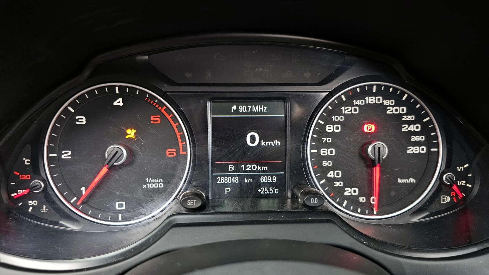 Audi Q5 45 TDI Quattro * Сменена верига и AdBlue система* , снимка 8 - Автомобили и джипове - 54750459