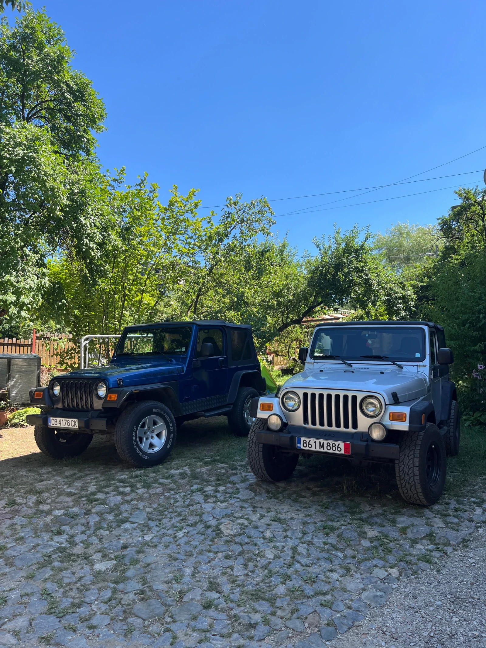 Jeep Wrangler, снимка 2 - Автомобили и джипове - 55242643