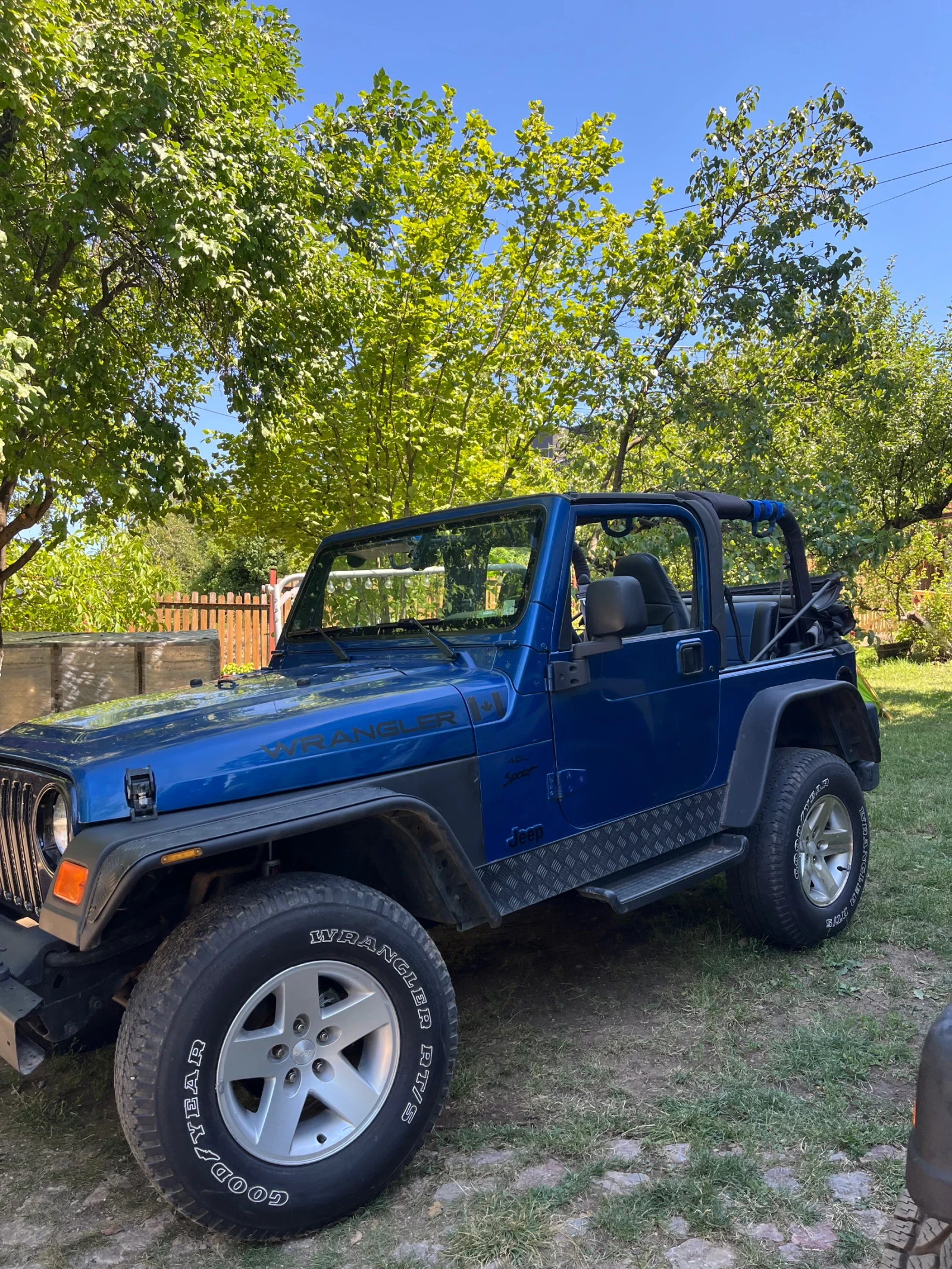 Jeep Wrangler, снимка 14 - Автомобили и джипове - 55242643