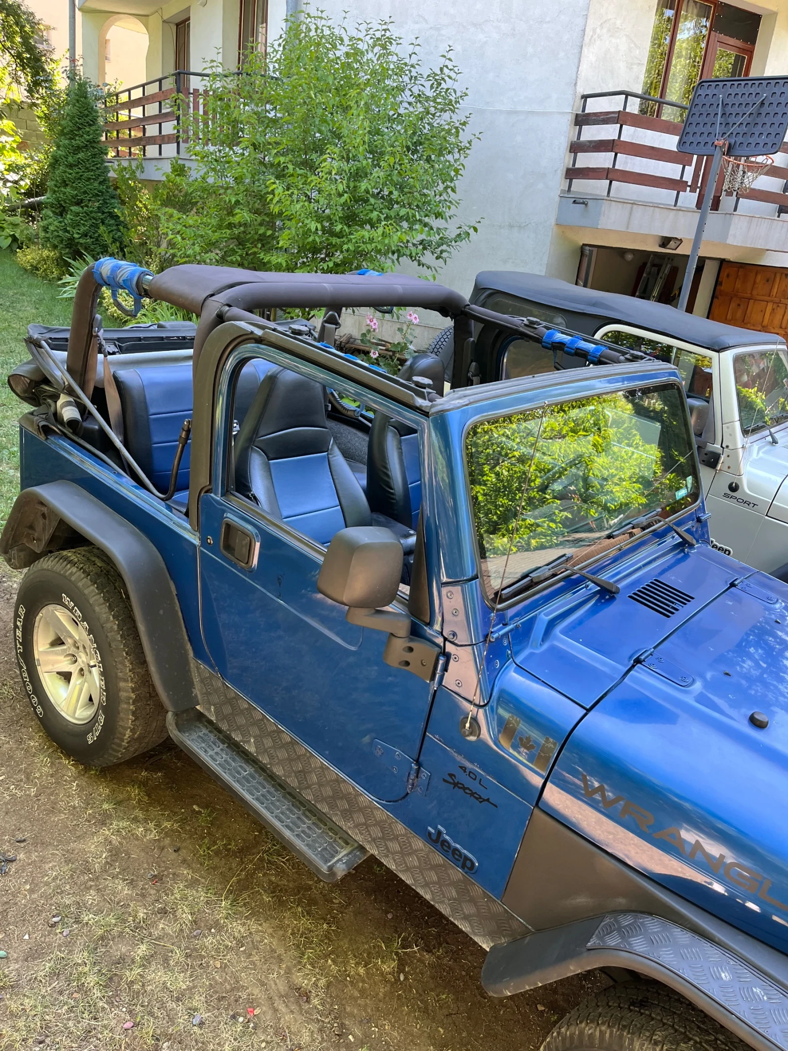 Jeep Wrangler, снимка 16 - Автомобили и джипове - 55242643
