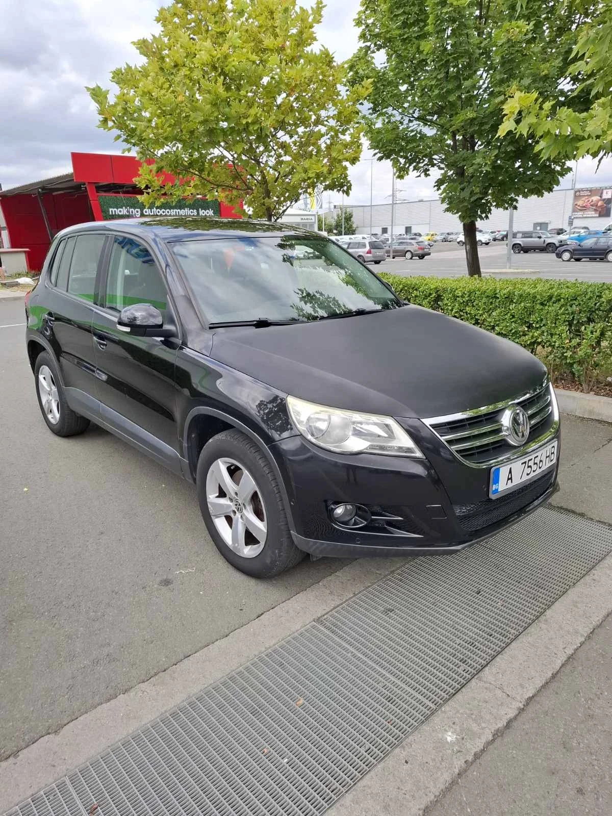 VW Tiguan 1.4 TSI, снимка 2 - Автомобили и джипове - 55420364