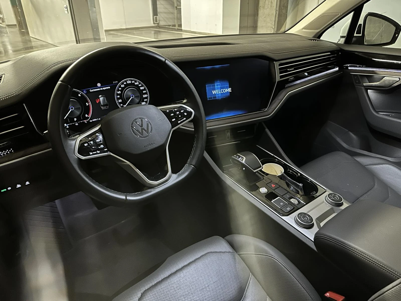 VW Touareg, снимка 3 - Автомобили и джипове - 55613242