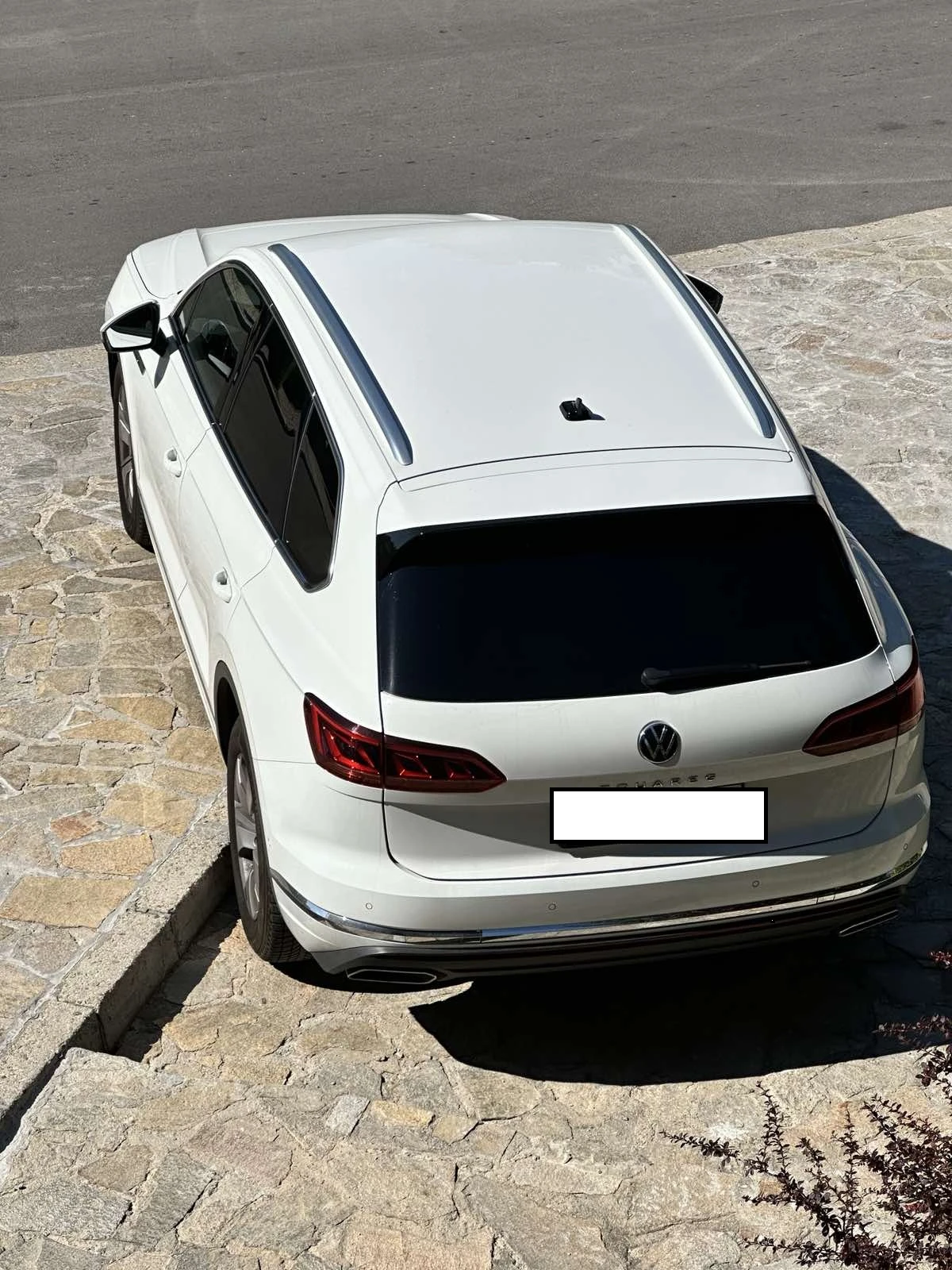 VW Touareg, снимка 2 - Автомобили и джипове - 55613242
