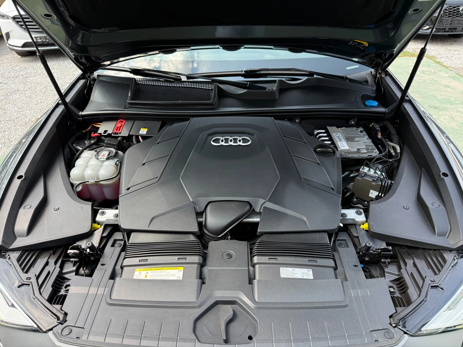 Audi Q8 55TFSI, PROGRESSIV, S-LINE, снимка 17 - Автомобили и джипове - 55806727
