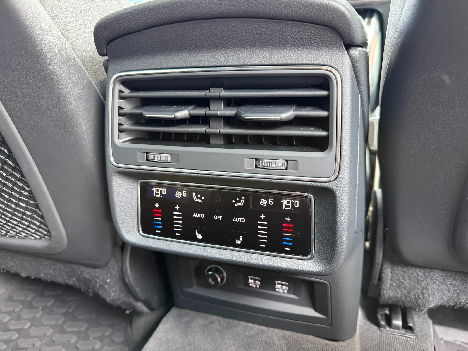 Audi Q8 55TFSI, PROGRESSIV, S-LINE, снимка 15 - Автомобили и джипове - 55806727