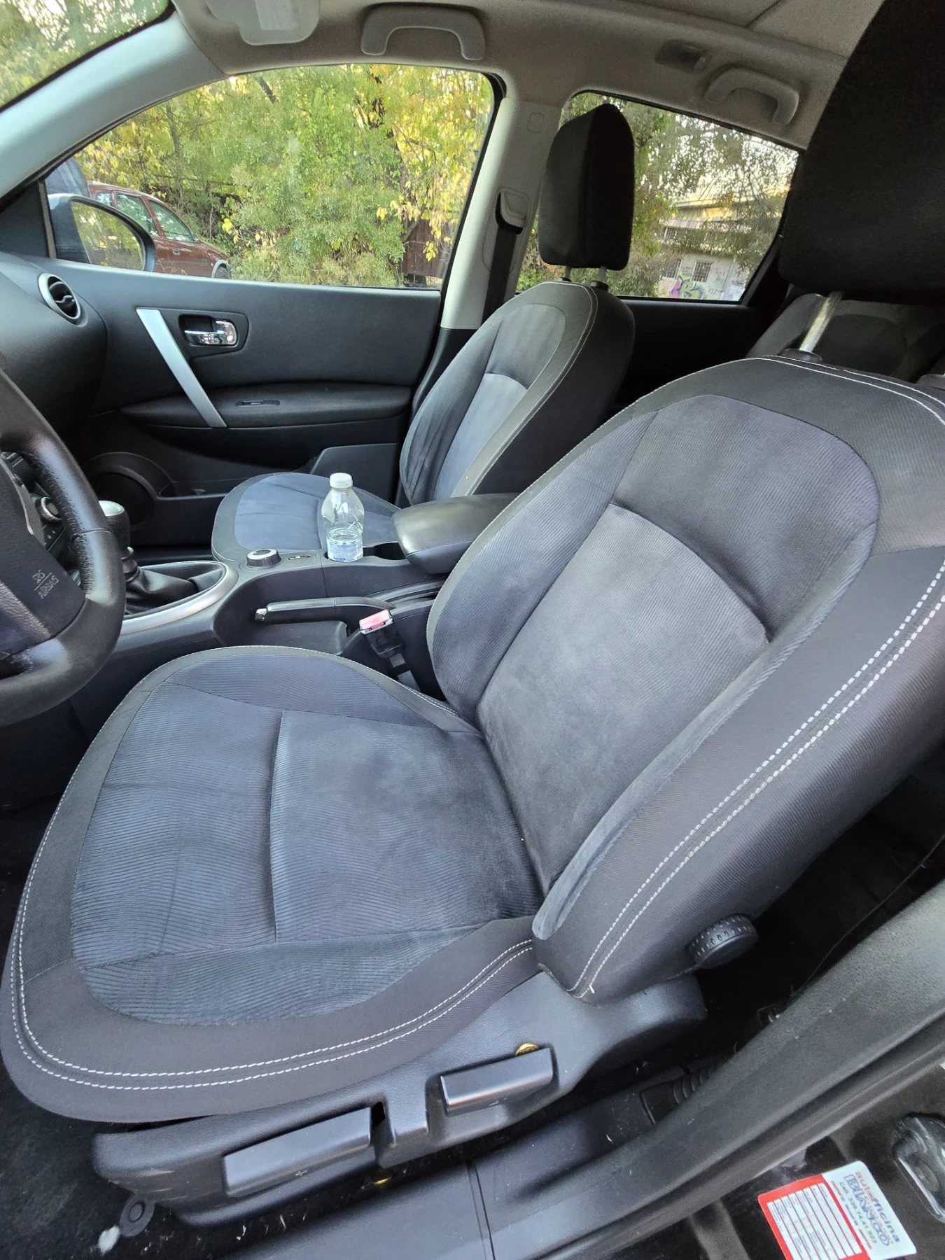 Nissan Qashqai 2.0 DCI, снимка 8 - Автомобили и джипове - 56508519