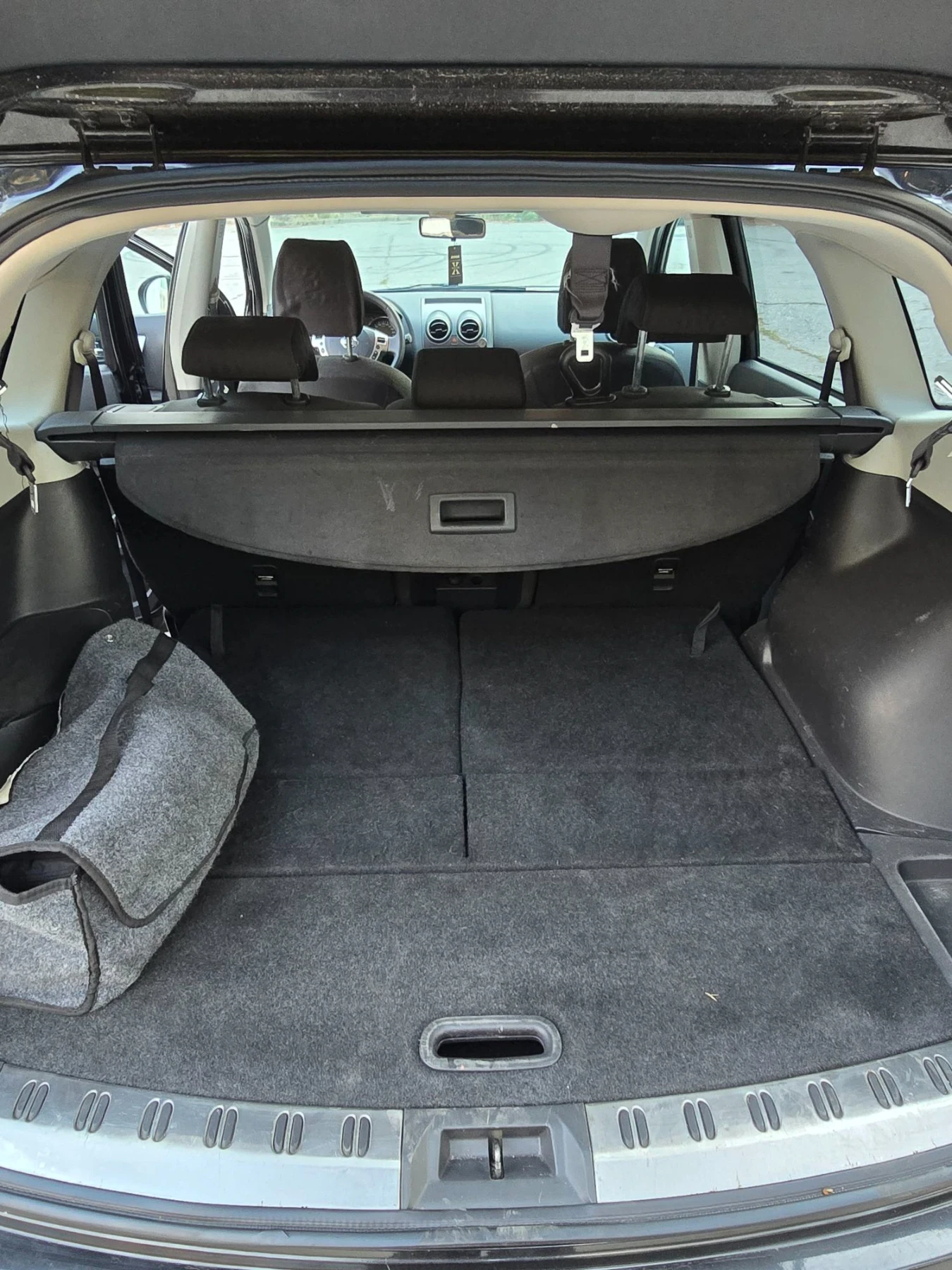 Nissan Qashqai 2.0 DCI, снимка 13 - Автомобили и джипове - 56508519