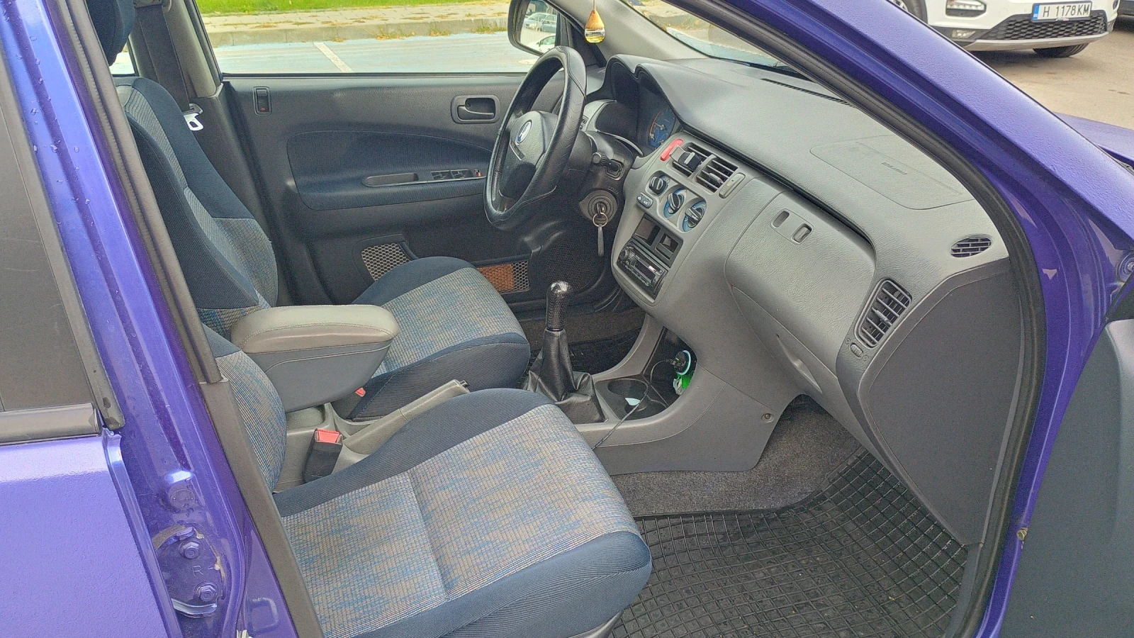 Honda Hr-v 1.6 LPG 4x4 , снимка 6 - Автомобили и джипове - 56575668
